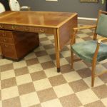 903 1186 WRITING DESK